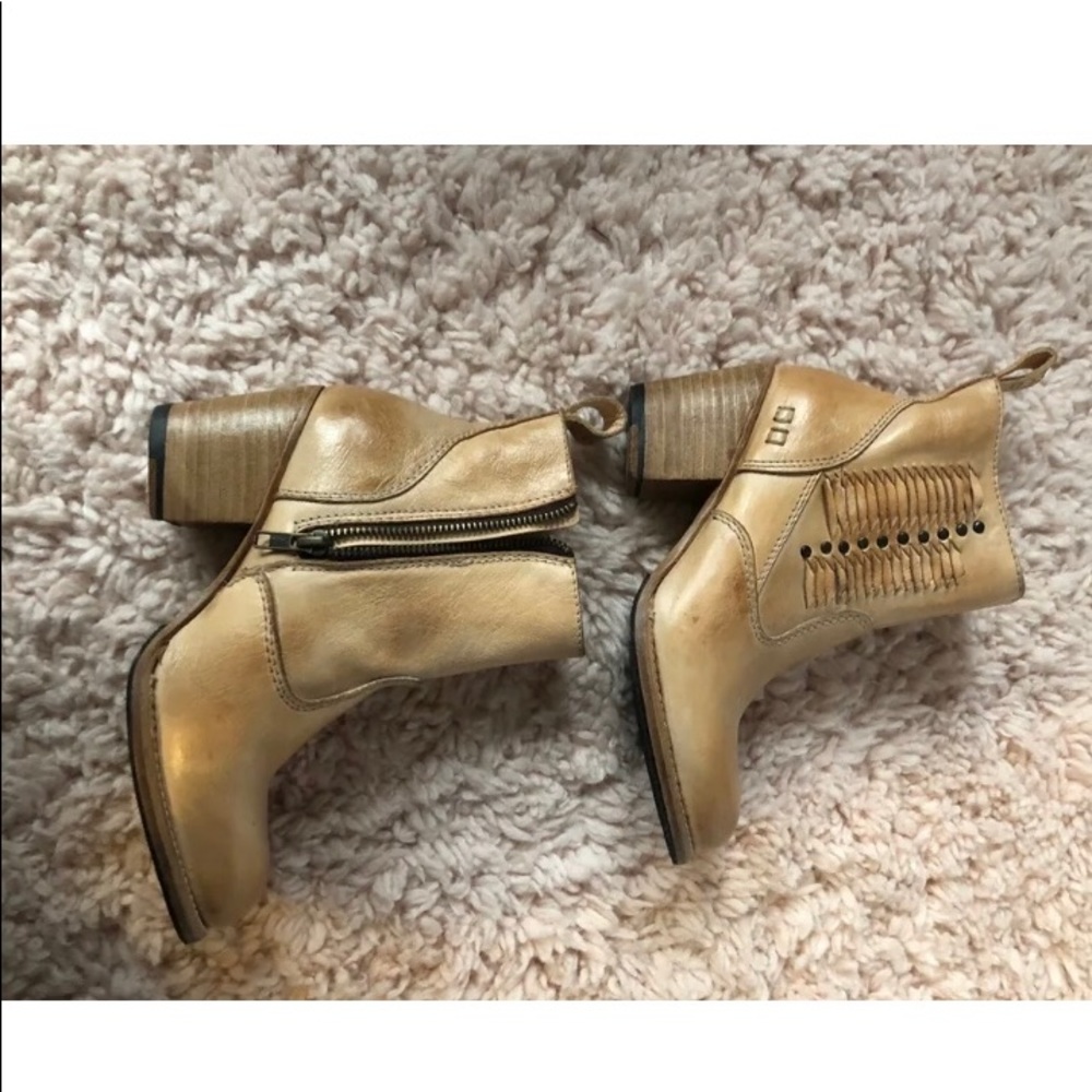 Bed Stu Shrill Sand Leather Boot